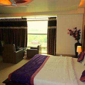 Premier Suite